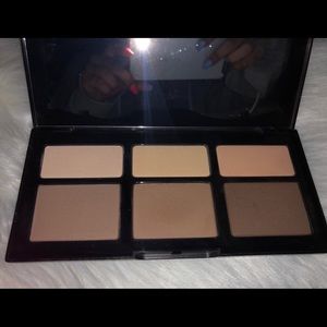 Kat von de shade & light contour palette